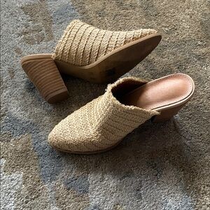 Mi.iM Melanie Block Heel Mules 6.5